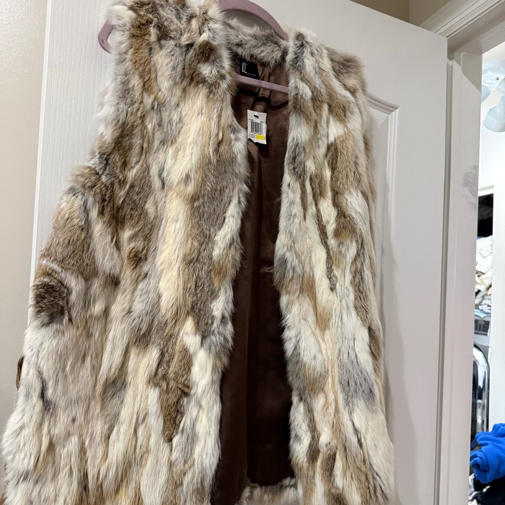 Love Token 100%real  Fur Vest in Brown and Cream